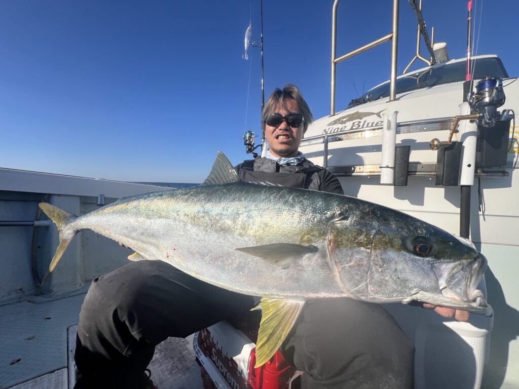 A域ジギング&キャスト - 遊漁船 NineBlue